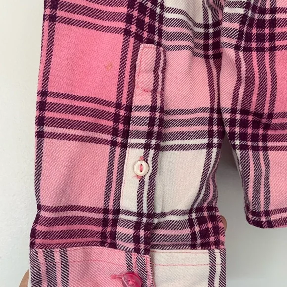 ❌SOLD ❌💕VANS Pink Plaid Flannel ✨ - Picture 9 of 9